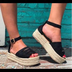 Meet your Posher, Sherly